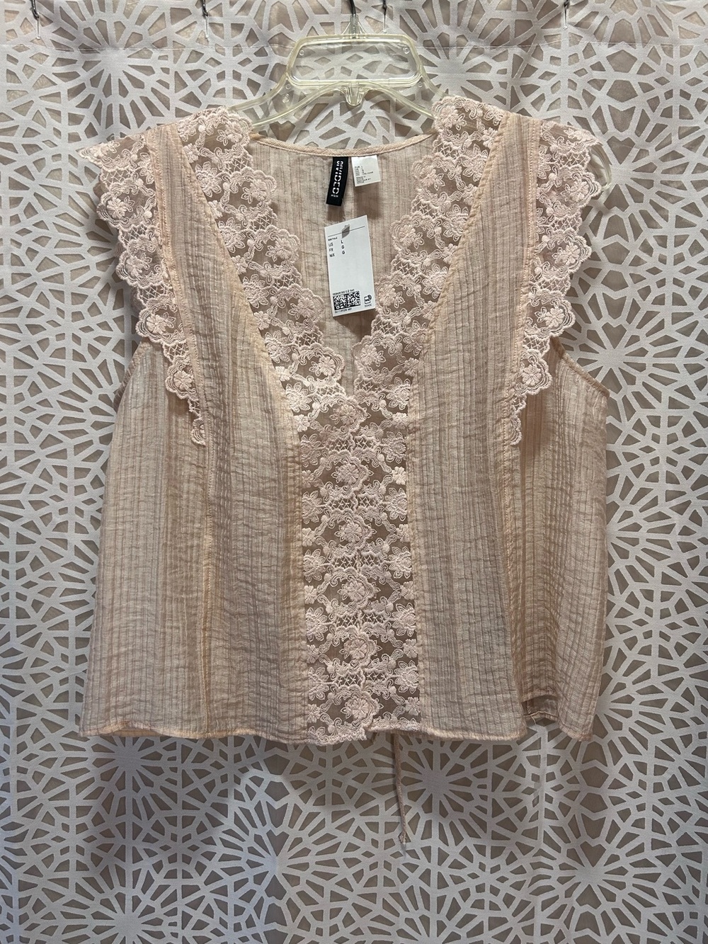 H&M Blush Lace-Trim Sleeveless Blouse Size Large